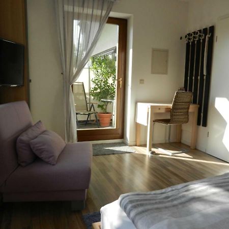 Apartment Am Stadtpark 노이막트인더오버팔츠 외부 사진