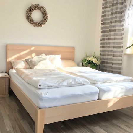 Apartment Am Stadtpark 노이막트인더오버팔츠 외부 사진