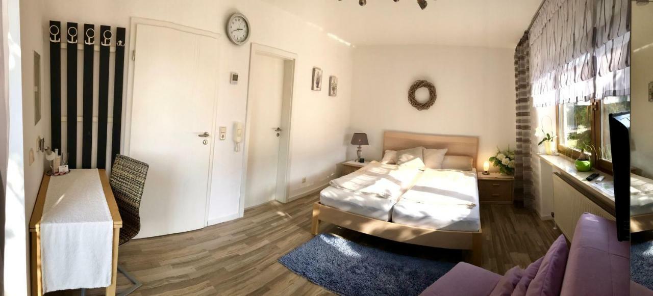 Apartment Am Stadtpark 노이막트인더오버팔츠 외부 사진